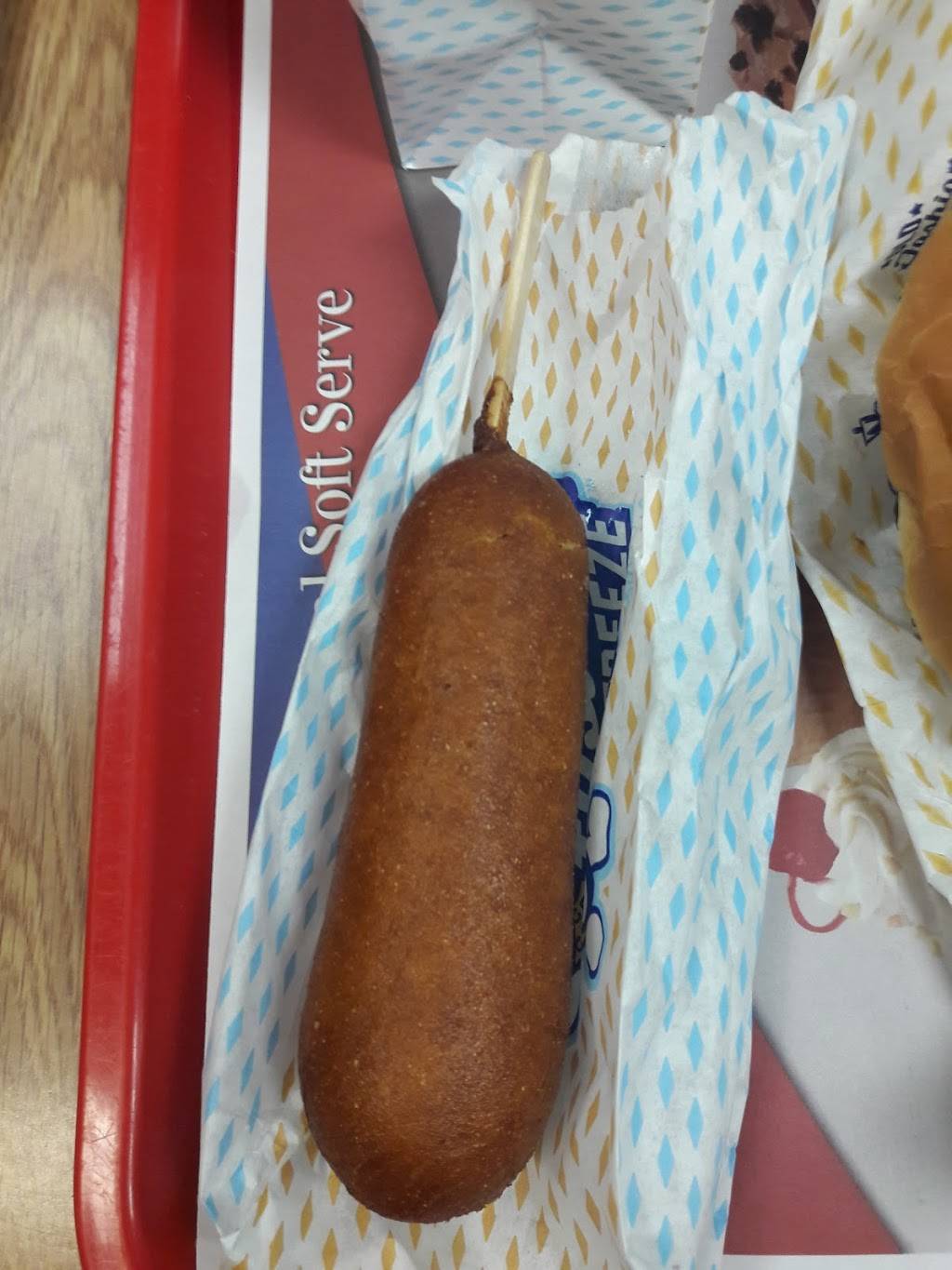 Fosters Freeze | restaurant | 1120 E Ocean Ave, Lompoc, CA 93436, USA | 8057351321 OR +1 805-735-1321