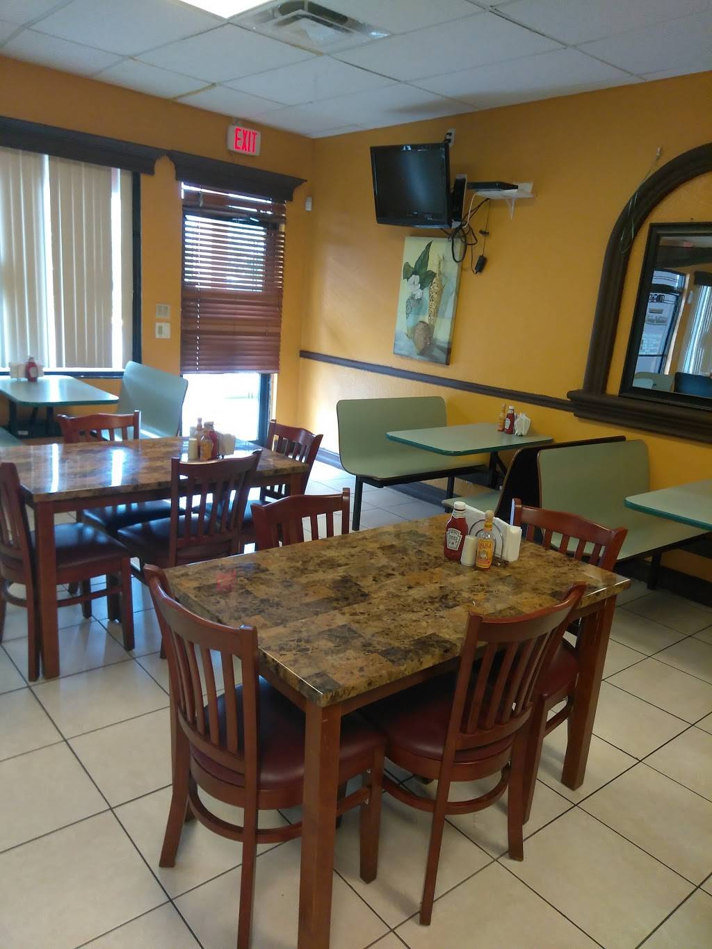 RC | Caribbean Restaurant | restaurant | 3760 NE 3rd Ave, Pompano Beach, FL 33064, USA | 9549333280 OR +1 954-933-3280