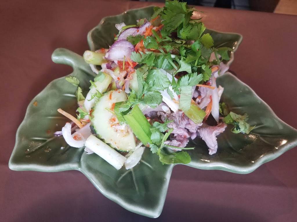 Thai Continental Cuisine | restaurant | 106 Market St SE, Roanoke, VA 24011, USA | 5403428111 OR +1 540-342-8111