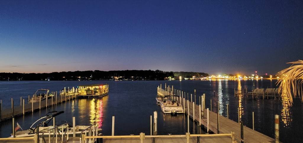 Smokin Jakes | restaurant | 117 Broadway St, Arnolds Park, IA 51331, USA | 7123325152 OR +1 712-332-5152