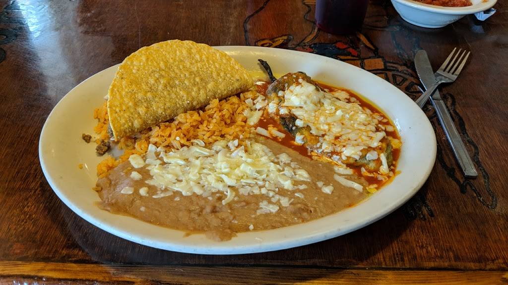 La Carreta | restaurant | 241 Forks of the River Pkwy, Sevierville, TN 37862, USA | 8657742021 OR +1 865-774-2021