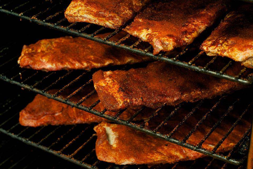 OinkADoodleMoo BBQ | restaurant | 10 W 2nd St, Dayton, OH 45402, USA | 9379381729 OR +1 937-938-1729