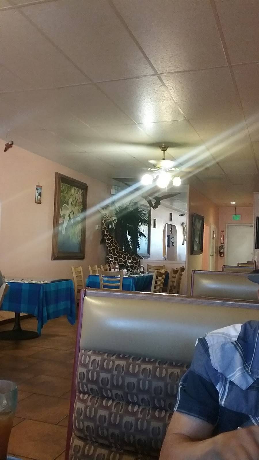 Arturos Grill | restaurant | 253 E Stetson Ave, Hemet, CA 92543, USA | 9517666658 OR +1 951-766-6658