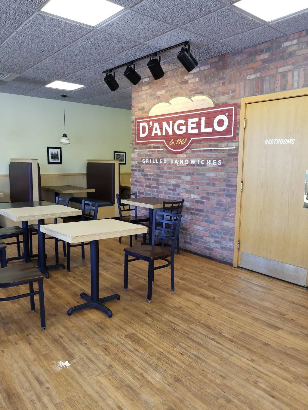 DAngelo Grilled Sandwiches | restaurant | 695 Southbridge St, Auburn, MA 01501, USA | 5088325698 OR +1 508-832-5698