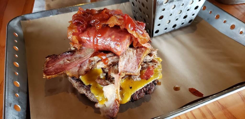 Chilis Grill & Bar | meal takeaway | 3917 S Gilbert Rd, Gilbert, AZ 85296, USA | 4808124636 OR +1 480-812-4636