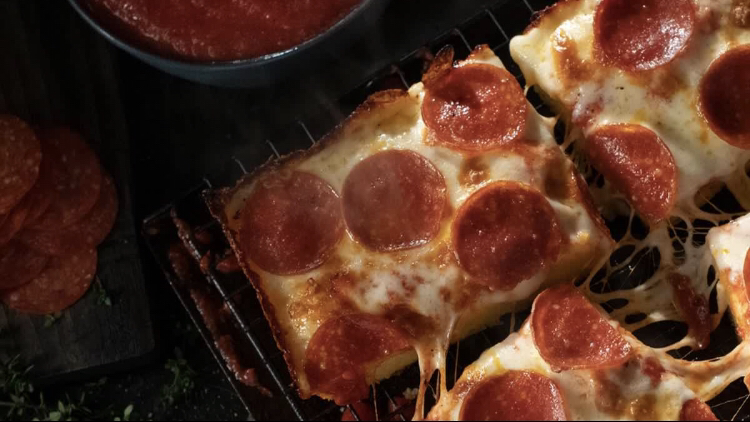 Jets Pizza | meal delivery | 6813 N Green Bay Ave, Glendale, WI 53209, USA | 4145330082 OR +1 414-533-0082