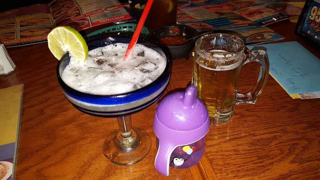 Dannys Restaurant | restaurant | 2406 Jacaman Rd, Laredo, TX 78041, USA | 9567176447 OR +1 956-717-6447