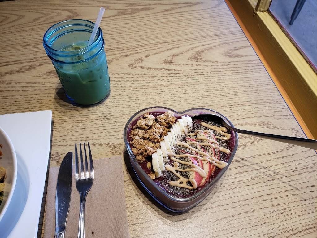 Love Café | restaurant | 39993 CA-41, Oakhurst, CA 93644, USA | 5596425683 OR +1 559-642-5683