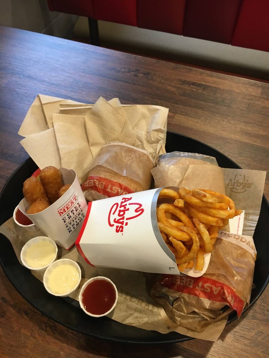 Arbys | restaurant | 300 Taunton Rd E, Oshawa, ON L1H 7K4, Canada | 9057234178 OR +1 905-723-4178