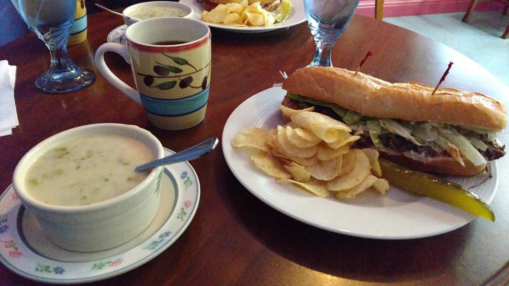 The French Hen | restaurant | 3810 Steilacoom Blvd SW, Lakewood, WA 98499, USA | 2533012814 OR +1 253-301-2814