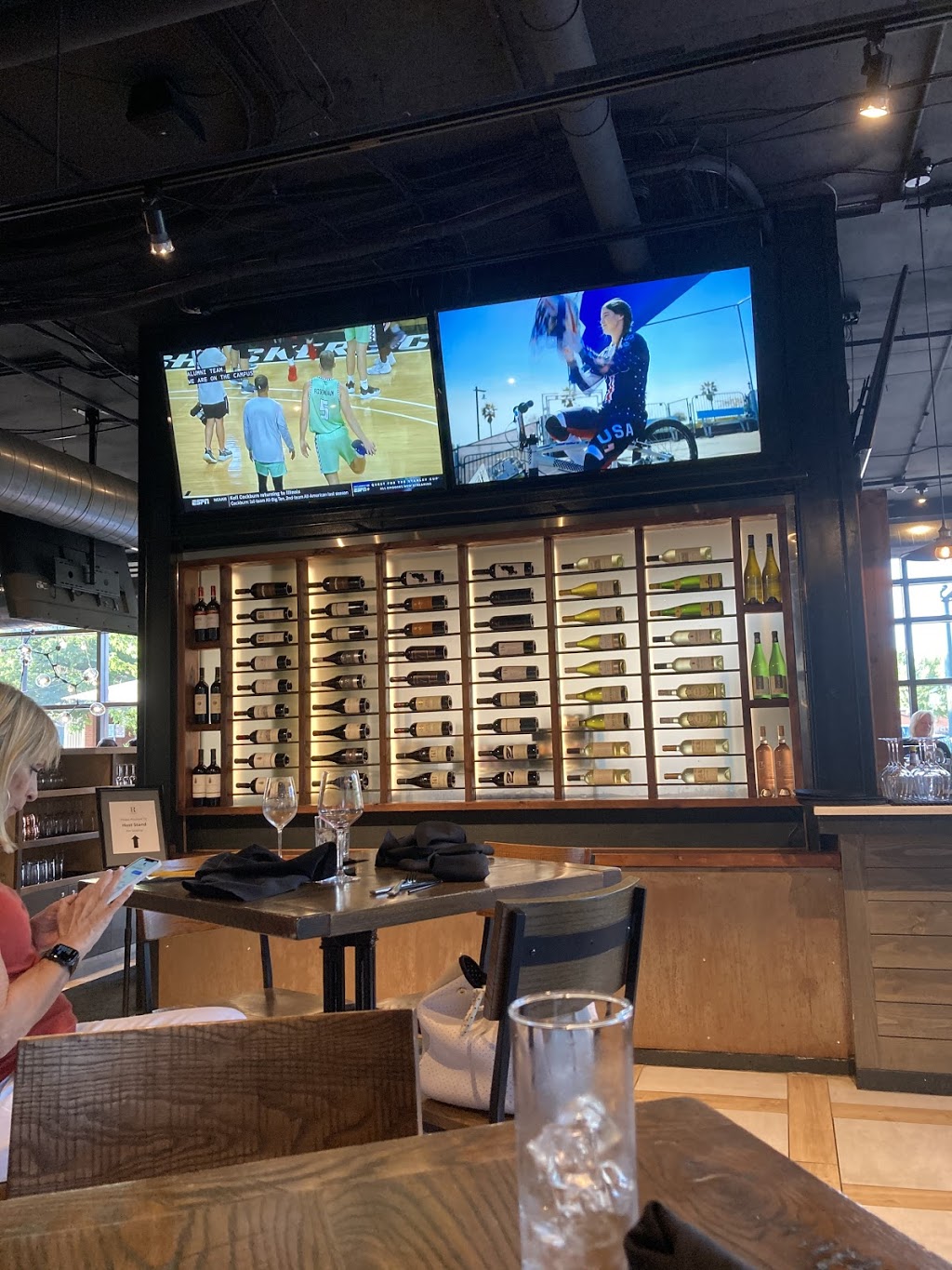 The Ridley | restaurant | 1106 W Main St, Charlottesville, VA 22903, USA | 4349848010 OR +1 434-984-8010