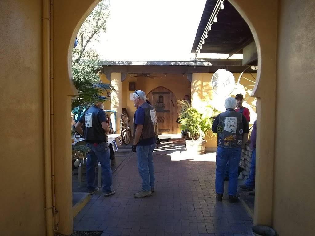 Shooters Steakhouse & Saloon | restaurant | 3115 E Prince Rd, Tucson, AZ 85716, USA | 5203220779 OR +1 520-322-0779