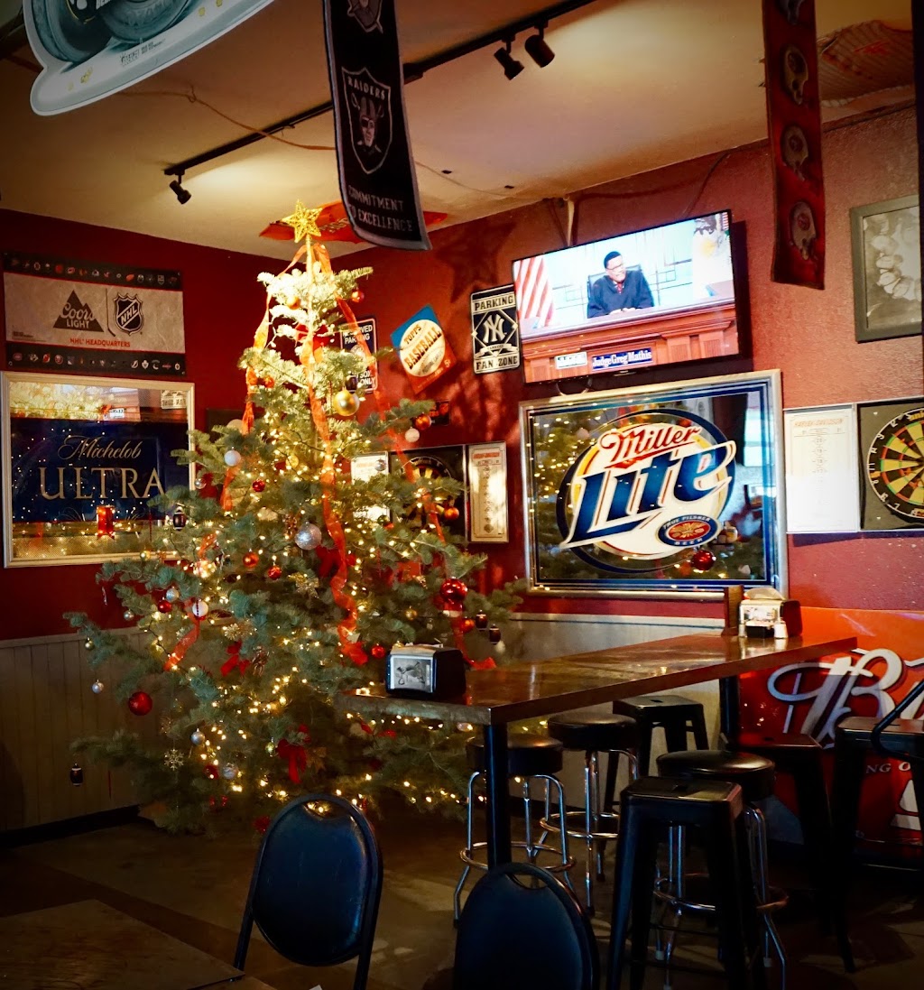 575 Sports & Co. Eats Brews Sports | restaurant | 1109 Paseo Del Pueblo Sur, Taos, NM 87571, USA | 5757798486 OR +1 575-779-8486