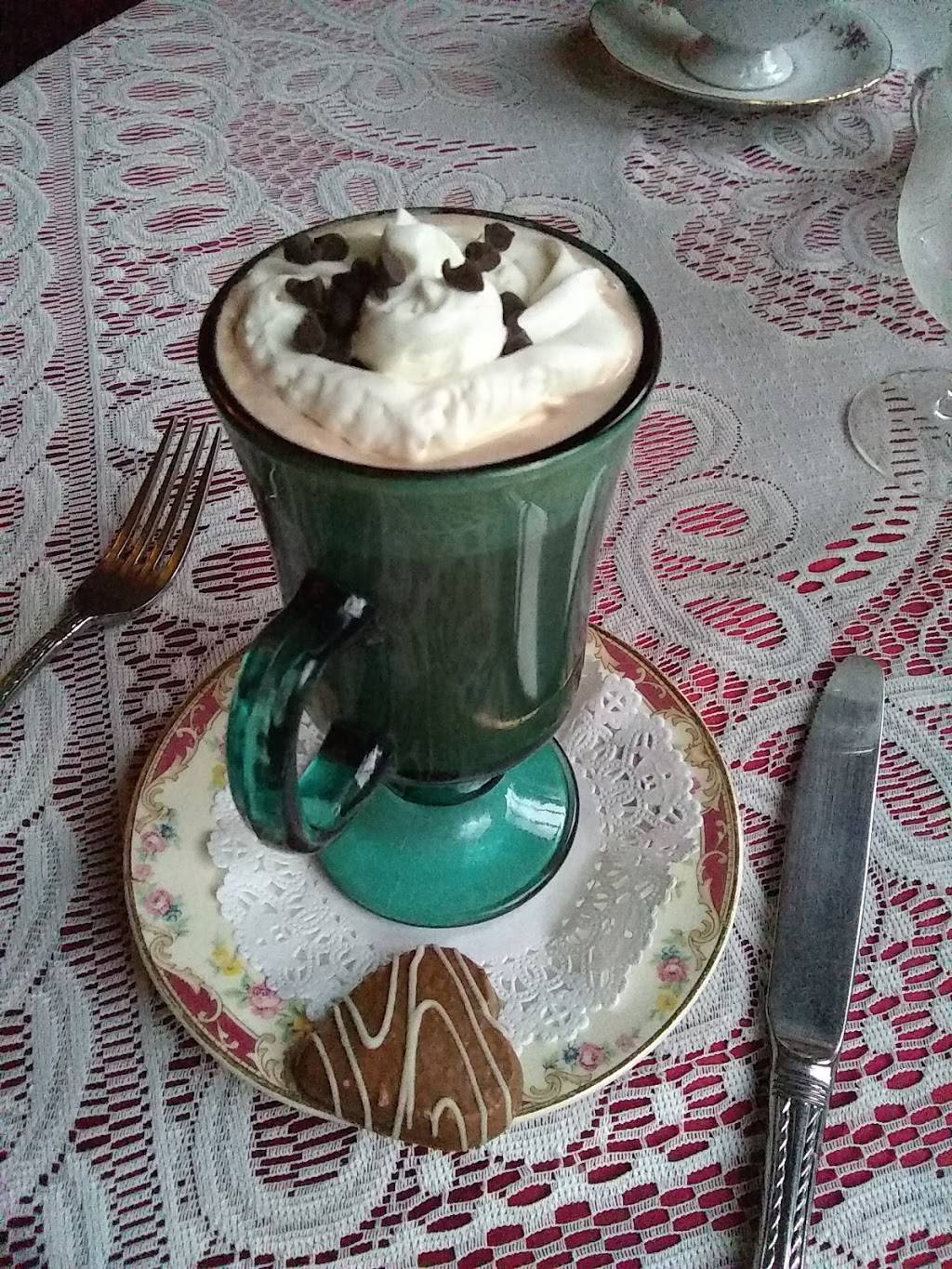 Johanna Mays Fine Teas | restaurant | 9104 Callon Ave, Schofield, WI 54476, USA | 7153556816 OR +1 715-355-6816