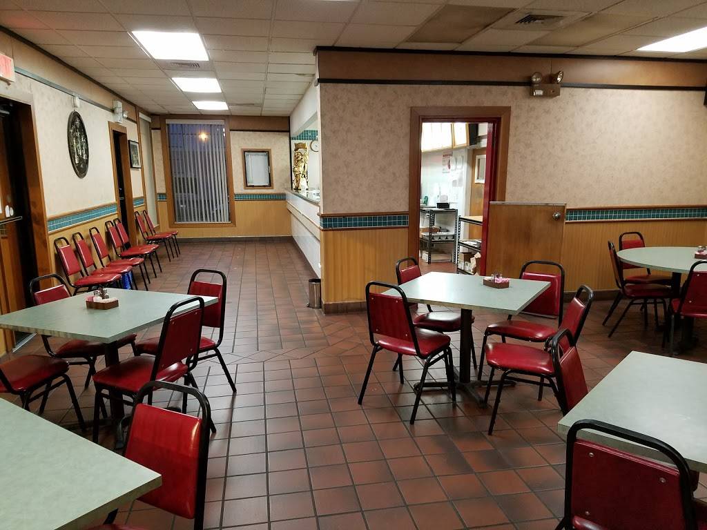 Lucky China | restaurant | 975 Main St, Southaven, MS 38671, USA | 6623935988 OR +1 662-393-5988