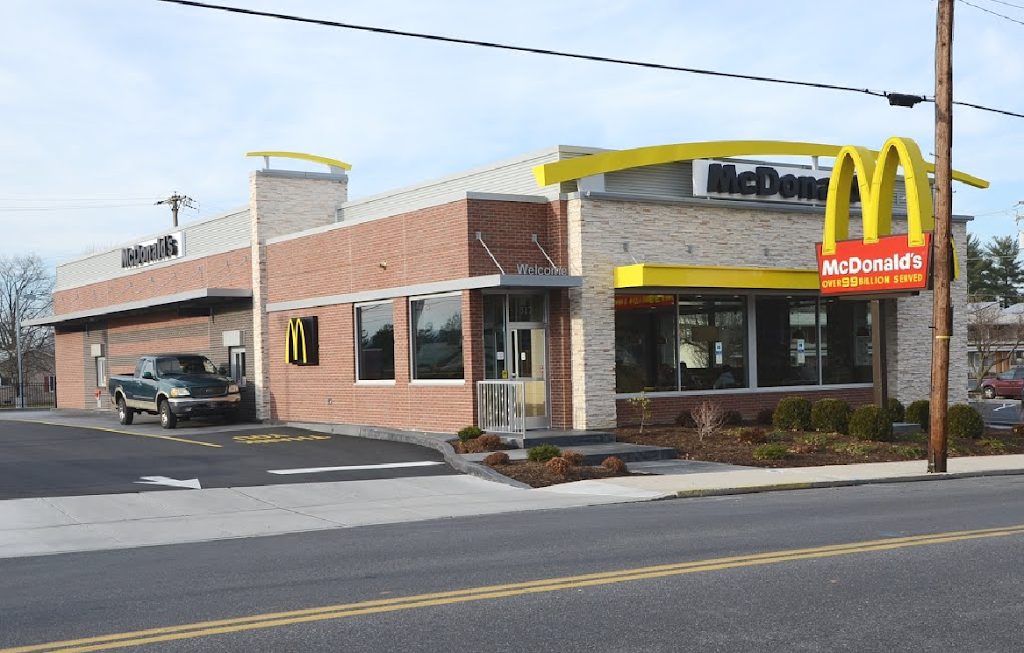 McDonalds | cafe | 517 Steinwehr Ave, Gettysburg, PA 17325, USA | 7173345920 OR +1 717-334-5920