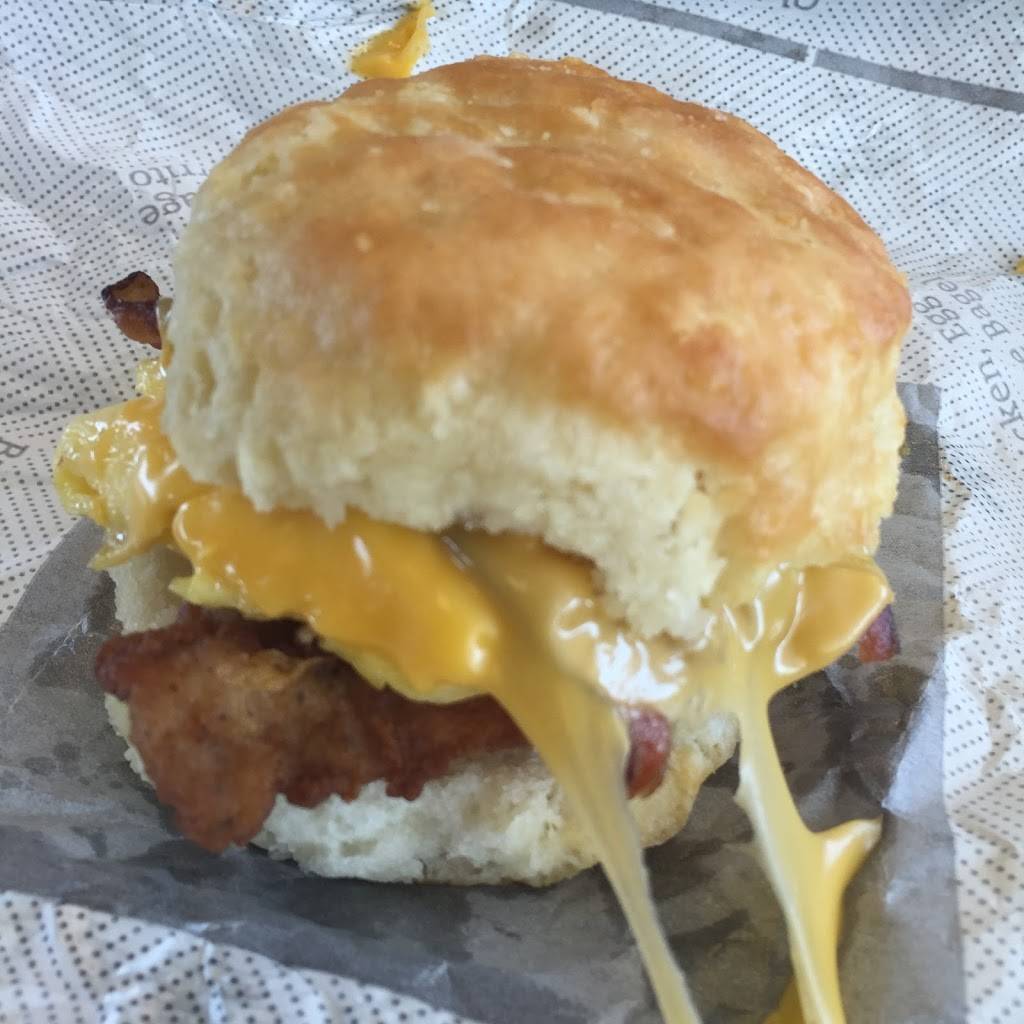 Chick-fil-A | restaurant | 2013 Lynnhaven Pkwy, Virginia Beach, VA 23456, USA | 7574714495 OR +1 757-471-4495