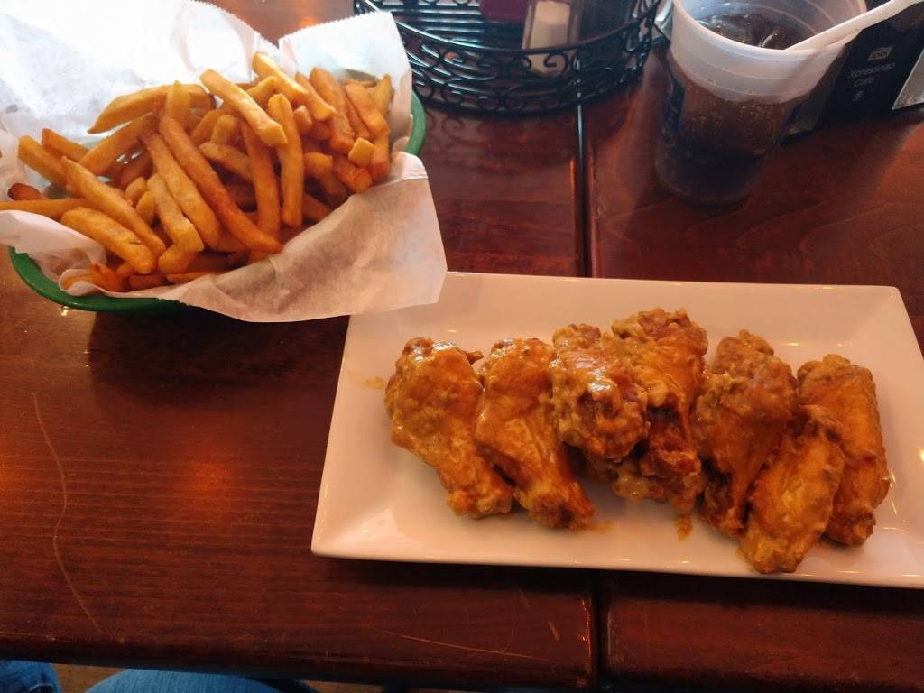 Hot Rod Cafe | restaurant | 114 Bank St, New London, CT 06320, USA | 8604472320 OR +1 860-447-2320