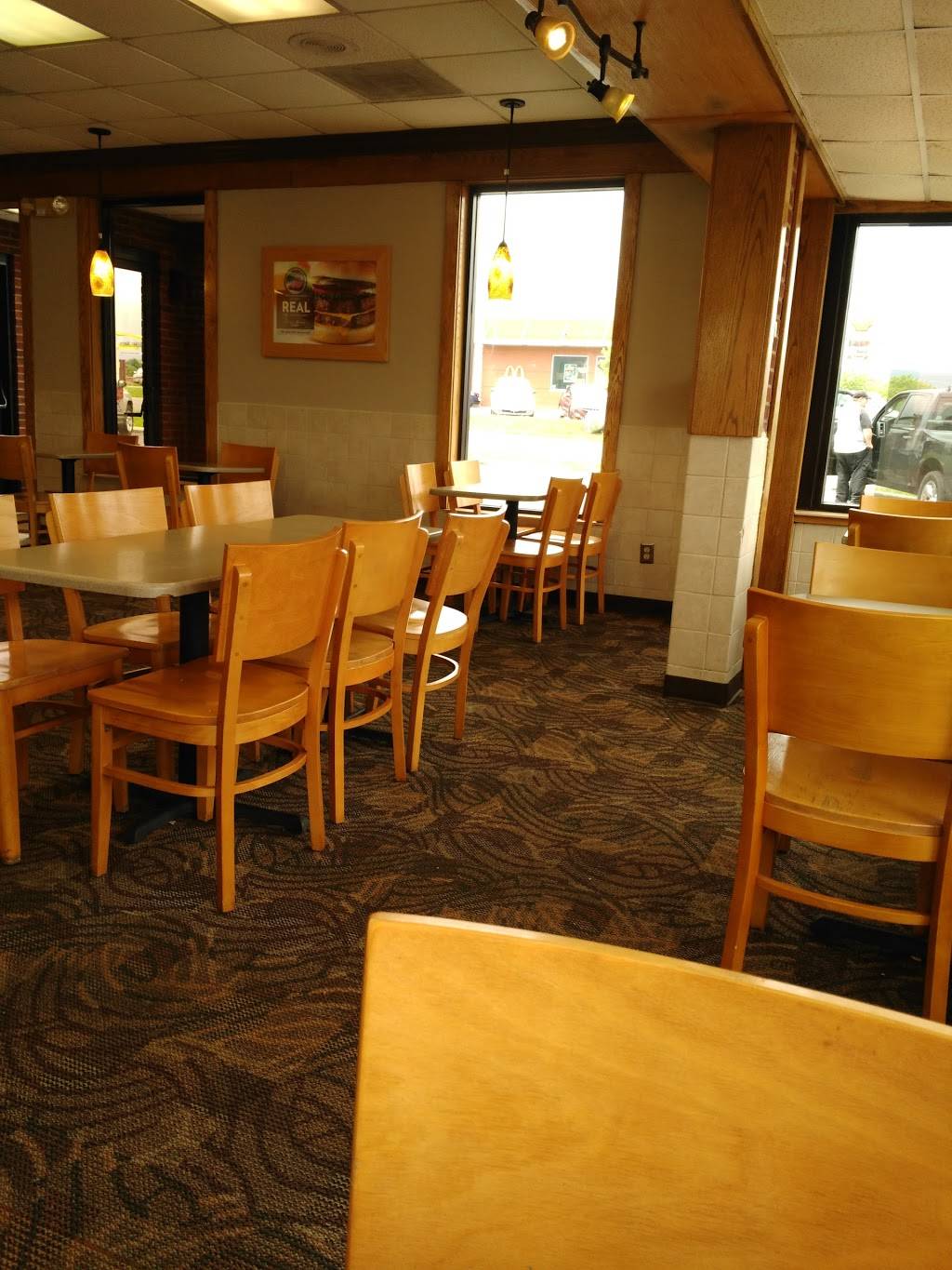 Wendys | restaurant | 327 W Reservoir Rd, Woodstock, VA 22664, USA | 5404598225 OR +1 540-459-8225