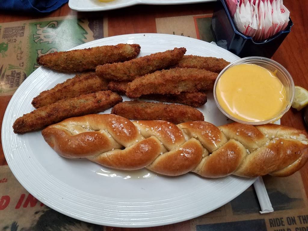 Shark Pit Bar & Grill | restaurant | 4001 N Atlantic Ave, Cocoa Beach, FL 32931, USA | 3218688952 OR +1 321-868-8952