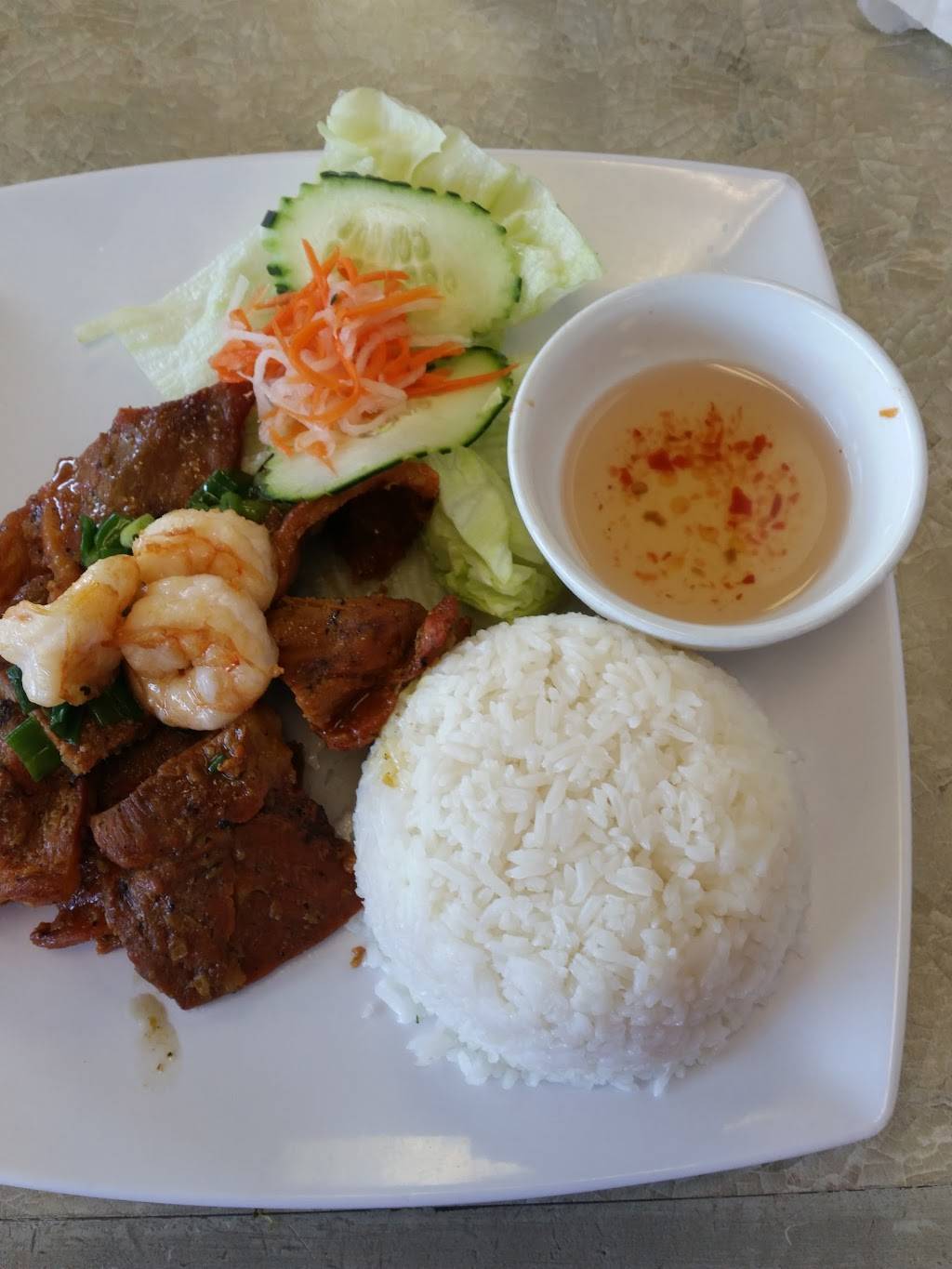 Pho 7 Vietnamese Restaurant | restaurant | 1100 Carver Rd, Modesto, CA 95350, USA | 2095719655 OR +1 209-571-9655