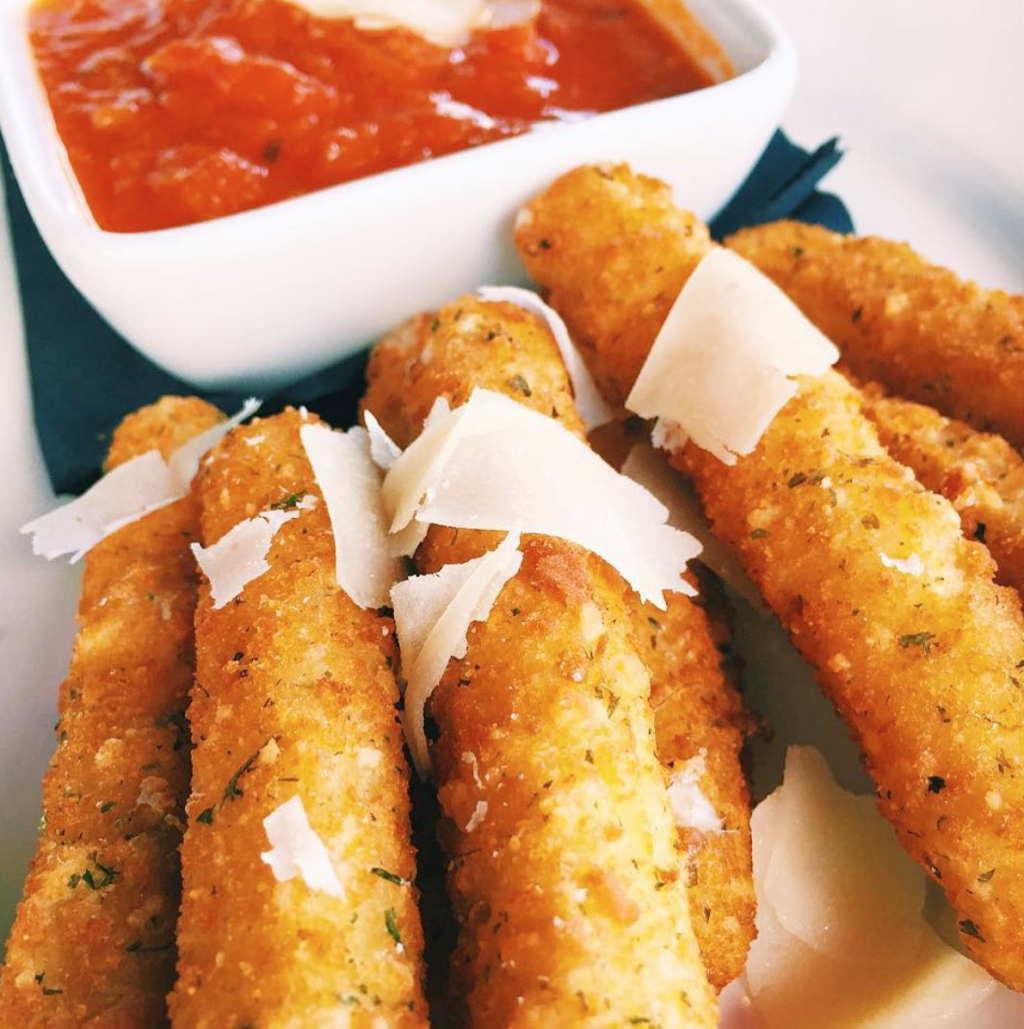 Bokampers Sports Bar & Grill | restaurant | 8001 Plaza del Lago Dr, Estero, FL 33928, USA | 2399927611 OR +1 239-992-7611