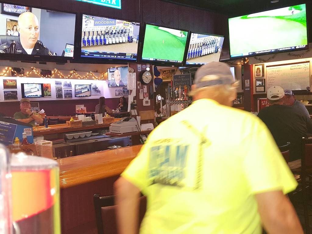 Tonys Pub & Grill | restaurant | 196 Franklin St, Lynn, MA 01904, USA | 7815995522 OR +1 781-599-5522