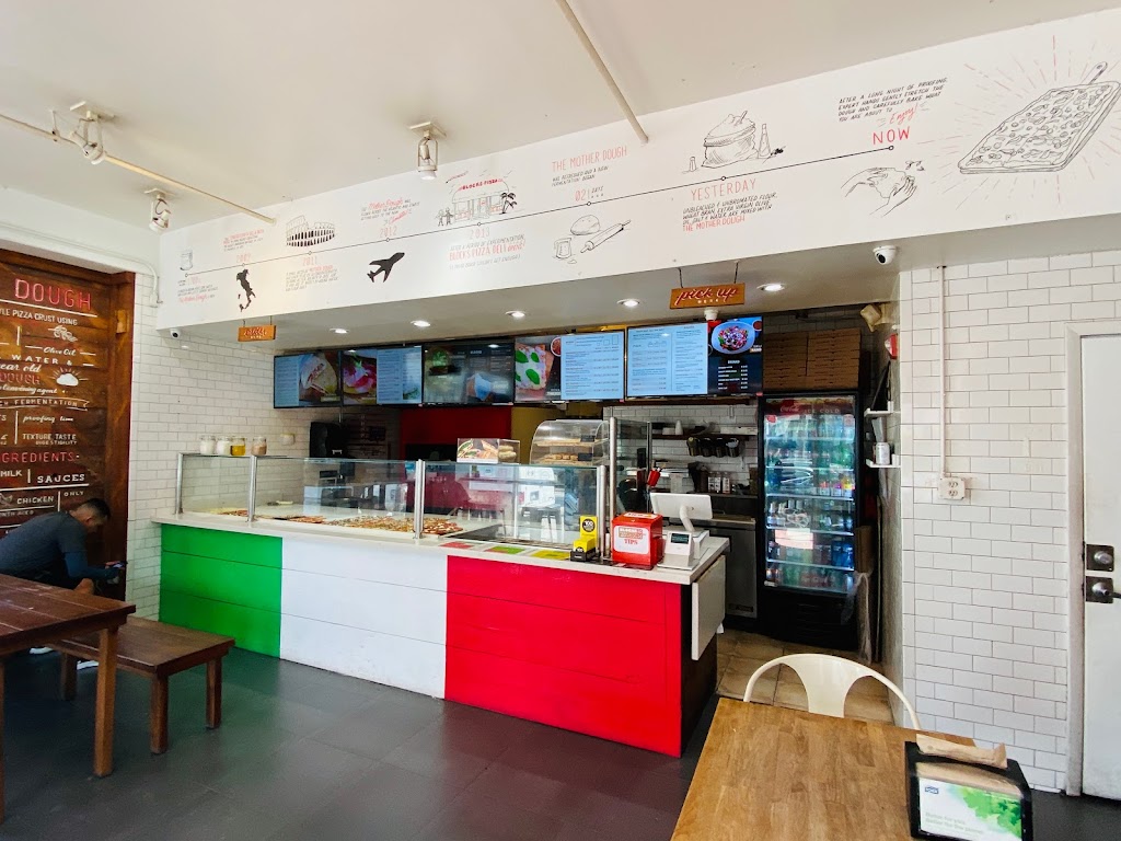 Blocks Pizza | meal delivery | 1447 Washington Ave, Miami Beach, FL 33139, USA | 3057638788 OR +1 305-763-8788