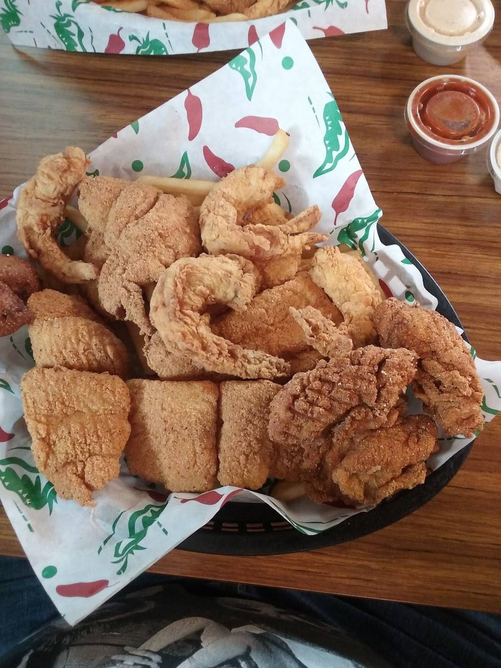 Sams Southern Eatery | restaurant | 1824 W Waco Dr, Waco, TX 76701, USA | 2547549926 OR +1 254-754-9926