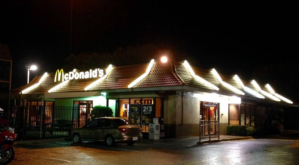 McDonalds | cafe | 3901 Cattlemen Rd, Sarasota, FL 34233, USA | 9413782511 OR +1 941-378-2511