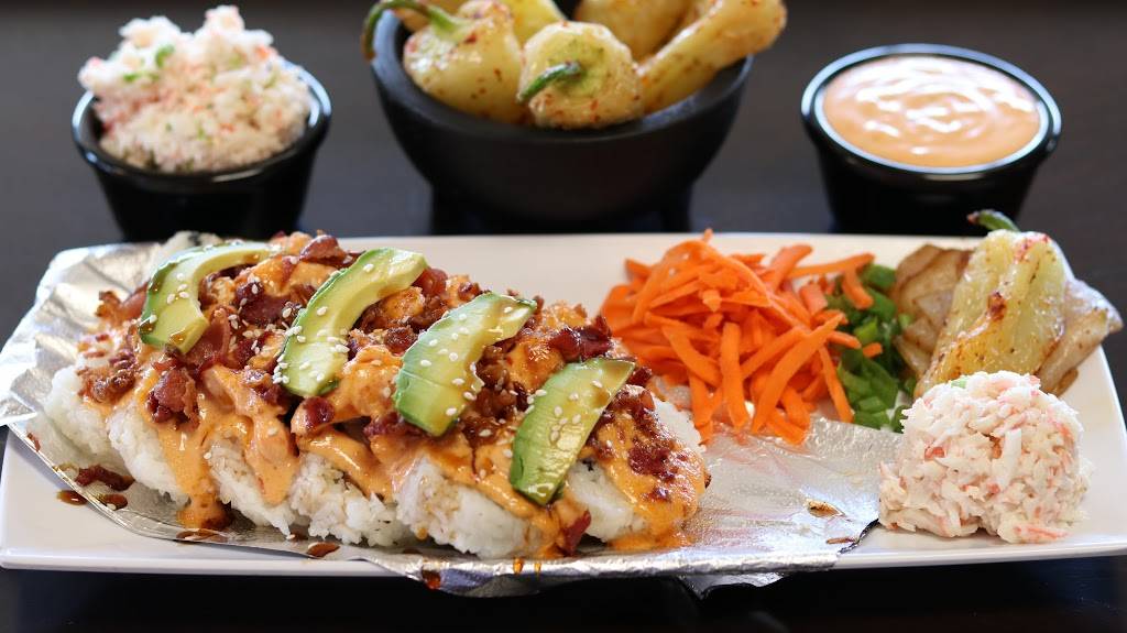 Sushinola | restaurant | 2945 Niles St, Bakersfield, CA 93306, USA | 6614276323 OR +1 661-427-6323