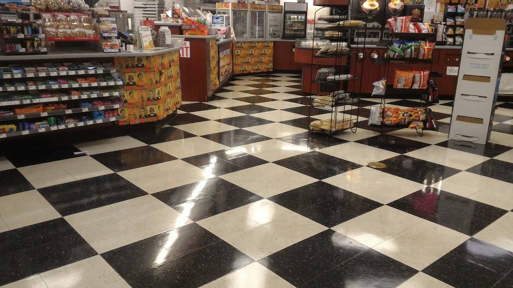 Caseys | meal takeaway | 5908 Nordic Dr, Cedar Falls, IA 50613, USA | 3192771170 OR +1 319-277-1170