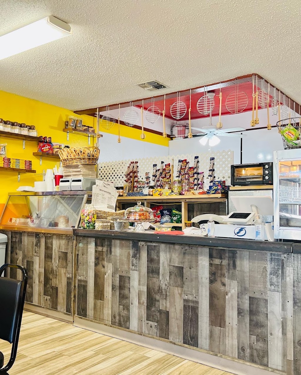 Rincon Montanero | restaurant | 36609 US Hwy 19 N, Palm Harbor, FL 34684, USA | 7279402243 OR +1 727-940-2243