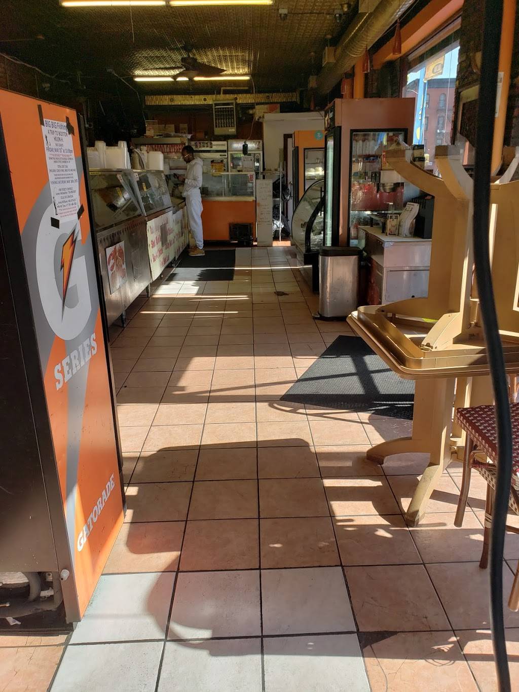 Soulfood Caterers | restaurant | 88a Kingston Ave, Brooklyn, NY 11213, USA | 7184937570 OR +1 718-493-7570