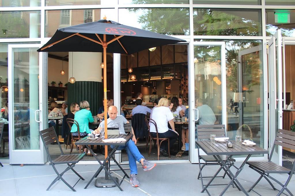 Tuna Bar | restaurant | 205 Race St, Philadelphia, PA 19106, USA | 2152388862 OR +1 215-238-8862