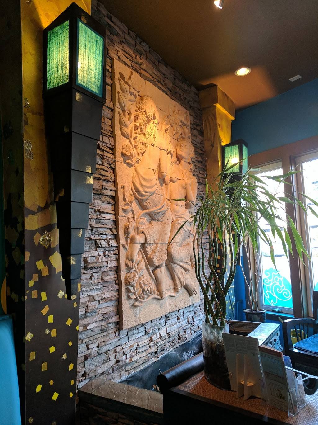 Thai One On | restaurant | 12343 Lake City Way NE, Seattle, WA 98125, USA | 2063626999 OR +1 206-362-6999