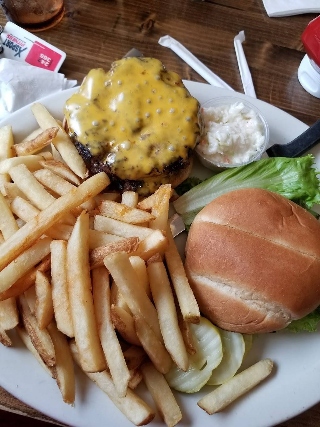 Golden Nugget Pancake House | bakery | 1765 W Lawrence Ave, Chicago, IL 60640, USA | 7737696700 OR +1 773-769-6700