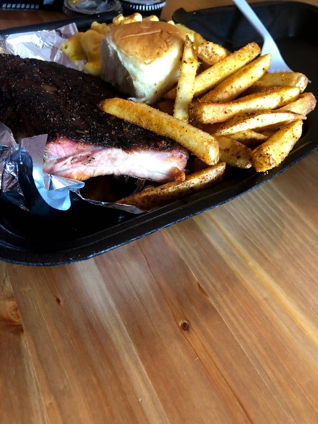 BADGUY BBQ & Wings | restaurant | 10786 SW 24th St, Miami, FL 33165, USA | 7867406482 OR +1 786-740-6482