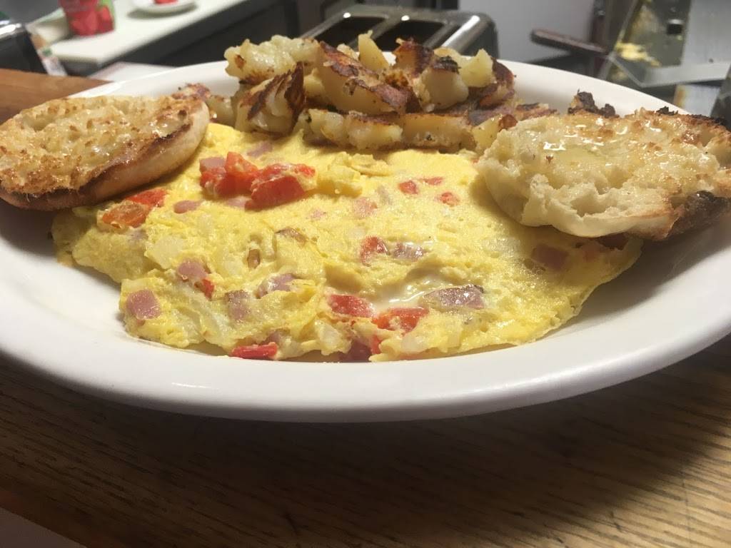 Dianes Restaurant | restaurant | 493 Westchester Rd Suite 6, Colchester, CT 06415, USA | 8602672395 OR +1 860-267-2395