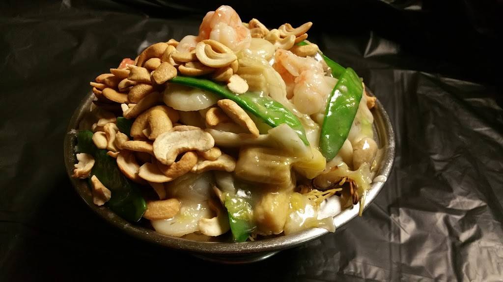 Chinese Pagoda | restaurant | 7200 W North Ave, Wauwatosa, WI 53213, USA | 4147748400 OR +1 414-774-8400