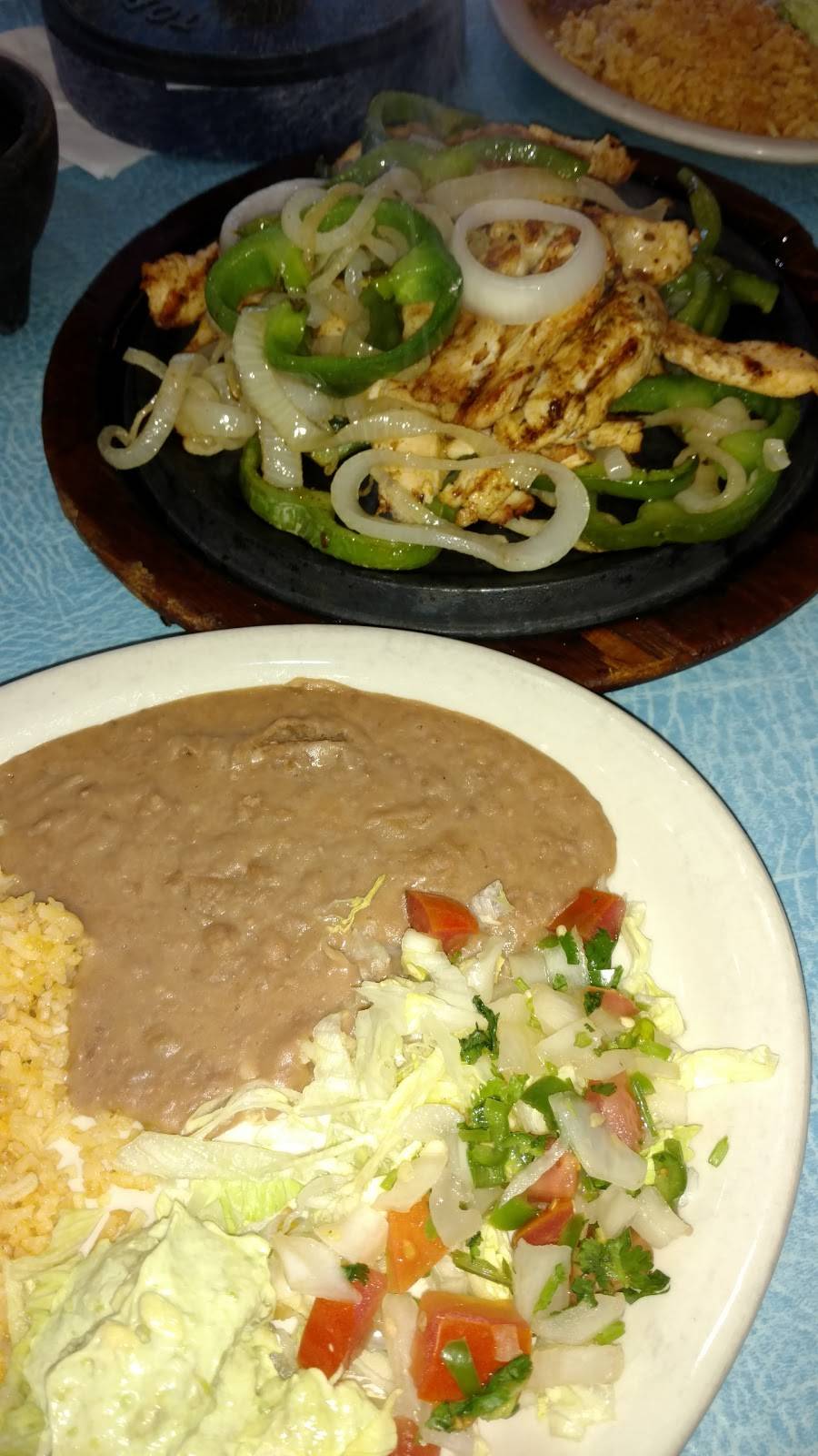 Casa Sol | restaurant | 921 TX-123, Seguin, TX 78155, USA | 8303793330 OR +1 830-379-3330