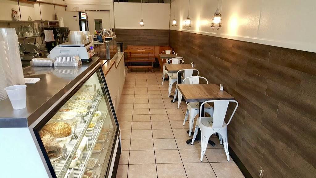 Ellanas Kitchen & More | restaurant | 19 Pelham St, Newton, MA 02459, USA | 6172445345 OR +1 617-244-5345