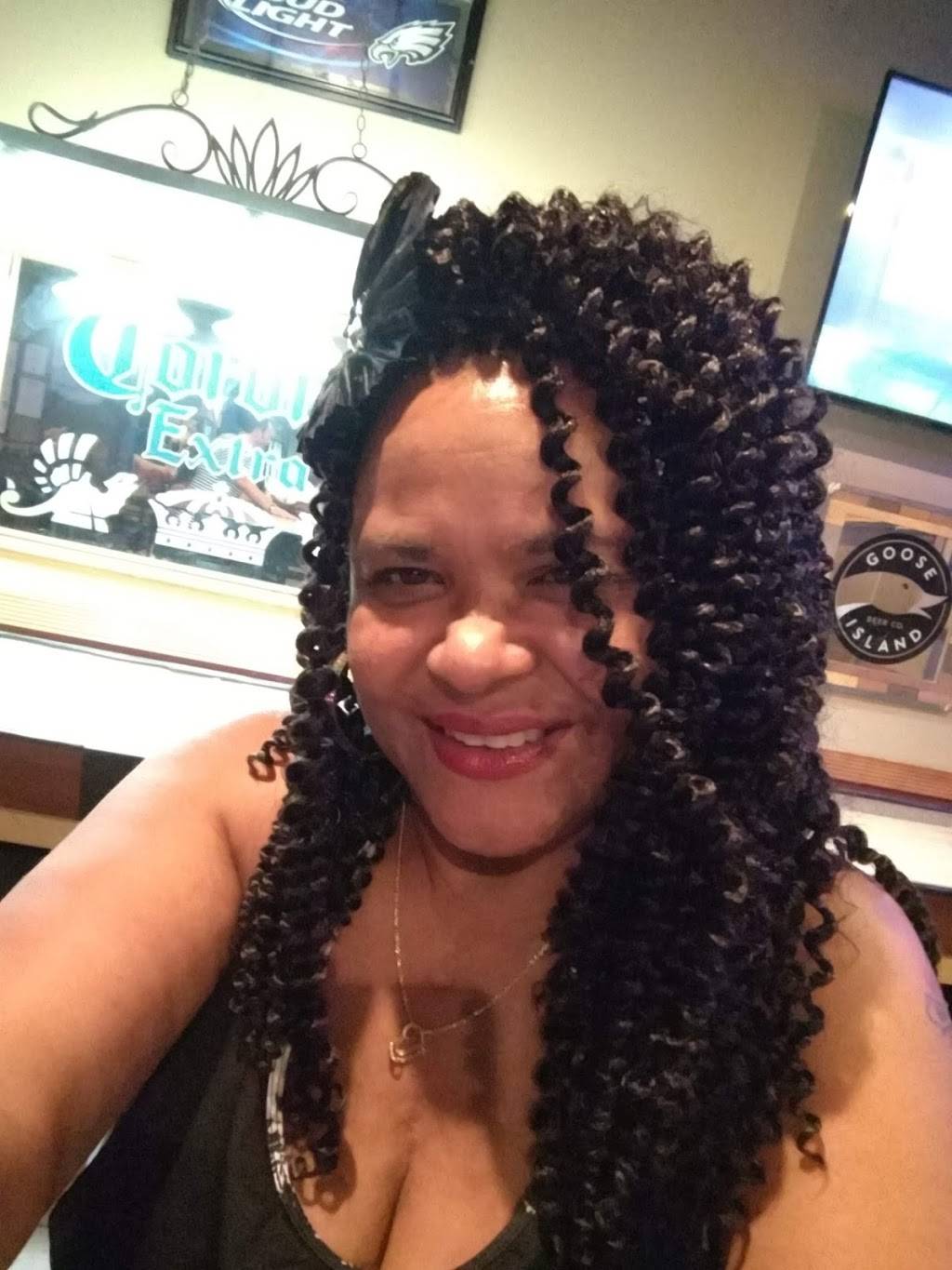 McNallys On Rhawn | restaurant | 427 Rhawn St, Philadelphia, PA 19111, USA | 2157421010 OR +1 215-742-1010