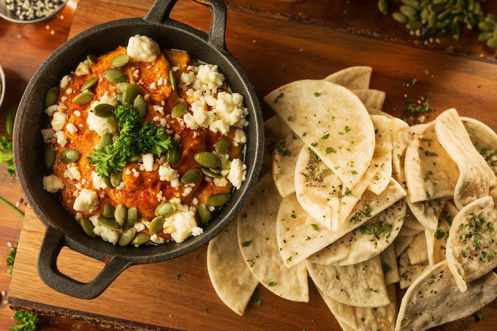 Chow Language | restaurant | 1617 Rossville Ave Unit 102, Chattanooga, TN 37408, USA | 4235416355 OR +1 423-541-6355