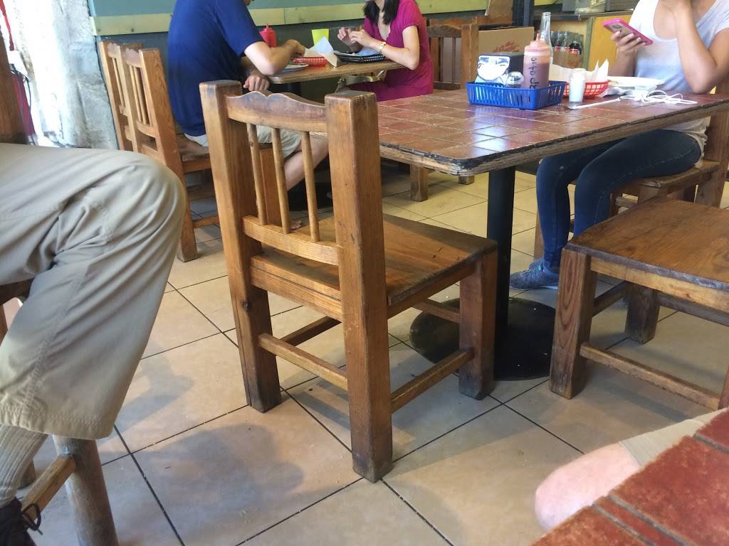 Maya Mexican Grill | restaurant | 74 Moraga Way, Orinda, CA 94563, USA | 9252589049 OR +1 925-258-9049