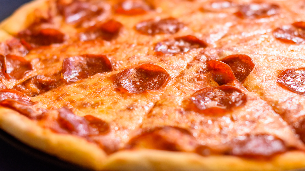 Carbones Pizzeria - St. Paul | restaurant | 680 E 7th St #5003, St Paul, MN 55106, USA | 6517715553 OR +1 651-771-5553