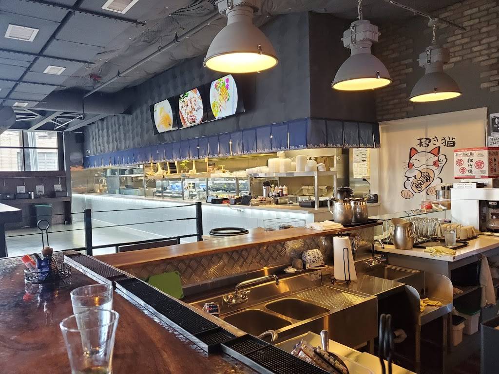 Bistro Box Restaurant & Bar | restaurant | 1521 1st Ave S #101, Seattle, WA 98134, USA | 2069223538 OR +1 206-922-3538