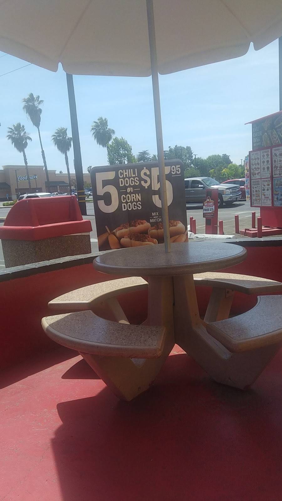 Wienerschnitzel | restaurant | 1130 Union Ave, Bakersfield, CA 93307, USA | 6613253055 OR +1 661-325-3055