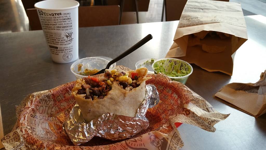 Chipotle Mexican Grill | restaurant | 19332 Nordhoff St, Northridge, CA 91324, USA | 8186712232 OR +1 818-671-2232
