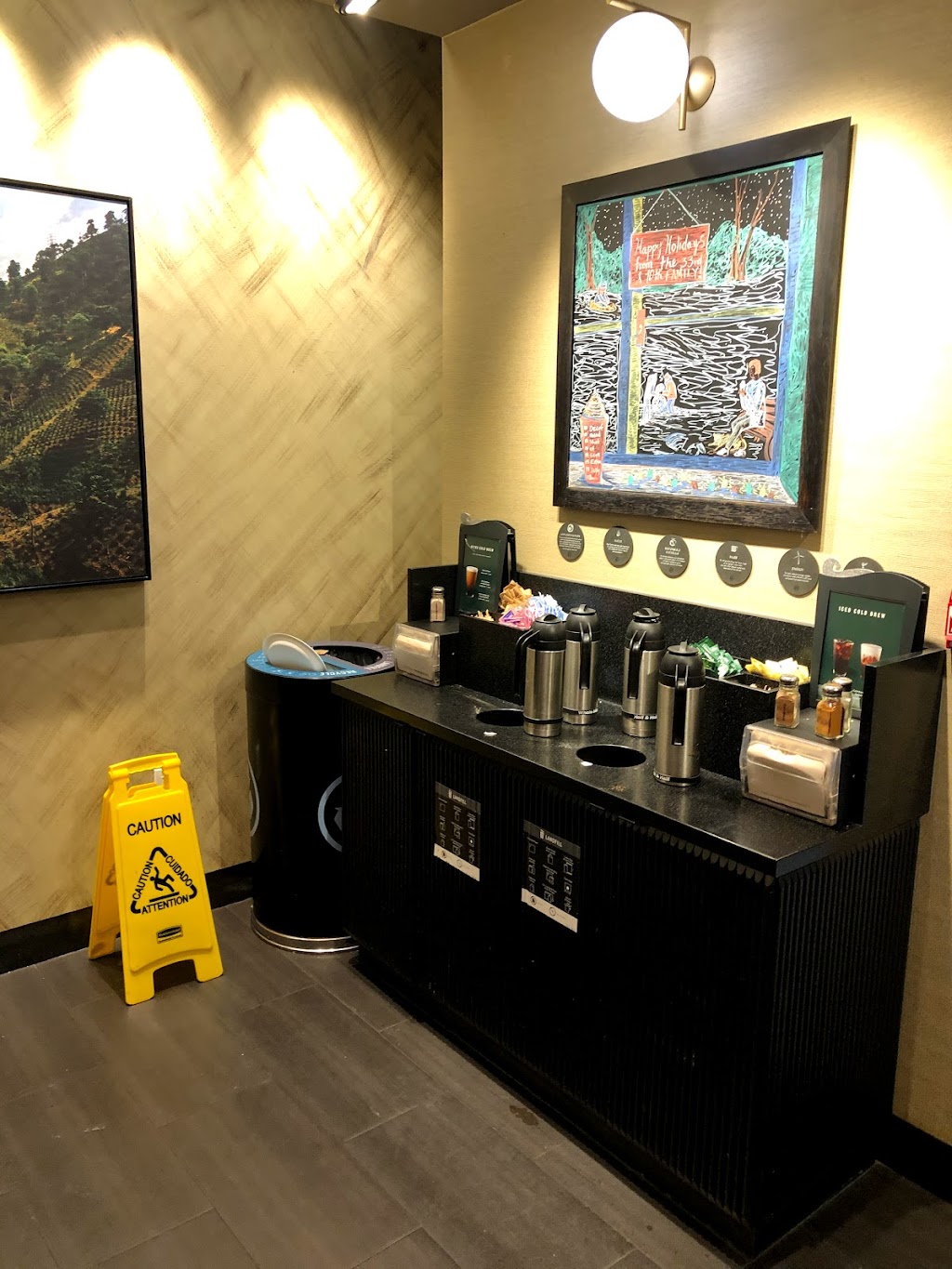 Starbucks | cafe | 450 W 33rd St, New York, NY 10001, USA | 6466483696 OR +1 646-648-3696